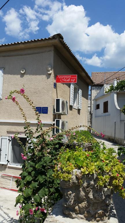 Apartments Mali Raj Vranjic الغرفة الصورة